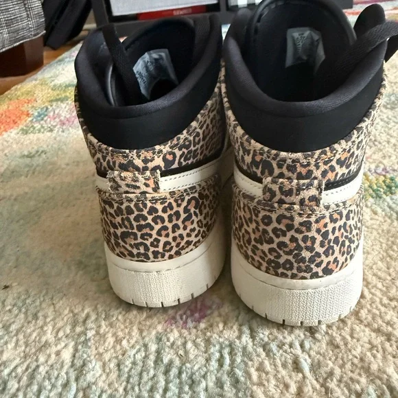 Nike Air Jordan 1 Mid SE Sneakers - Black and Tan Leopard Print Only worn once. - Picture 8 of 11